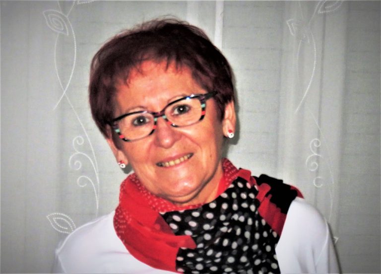 Sončen decembrski klepet: Ana Koren