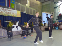 Hip-hop_pomanjsano.jpg 218920B2-29EA-11E0-8294-03BD65B94067